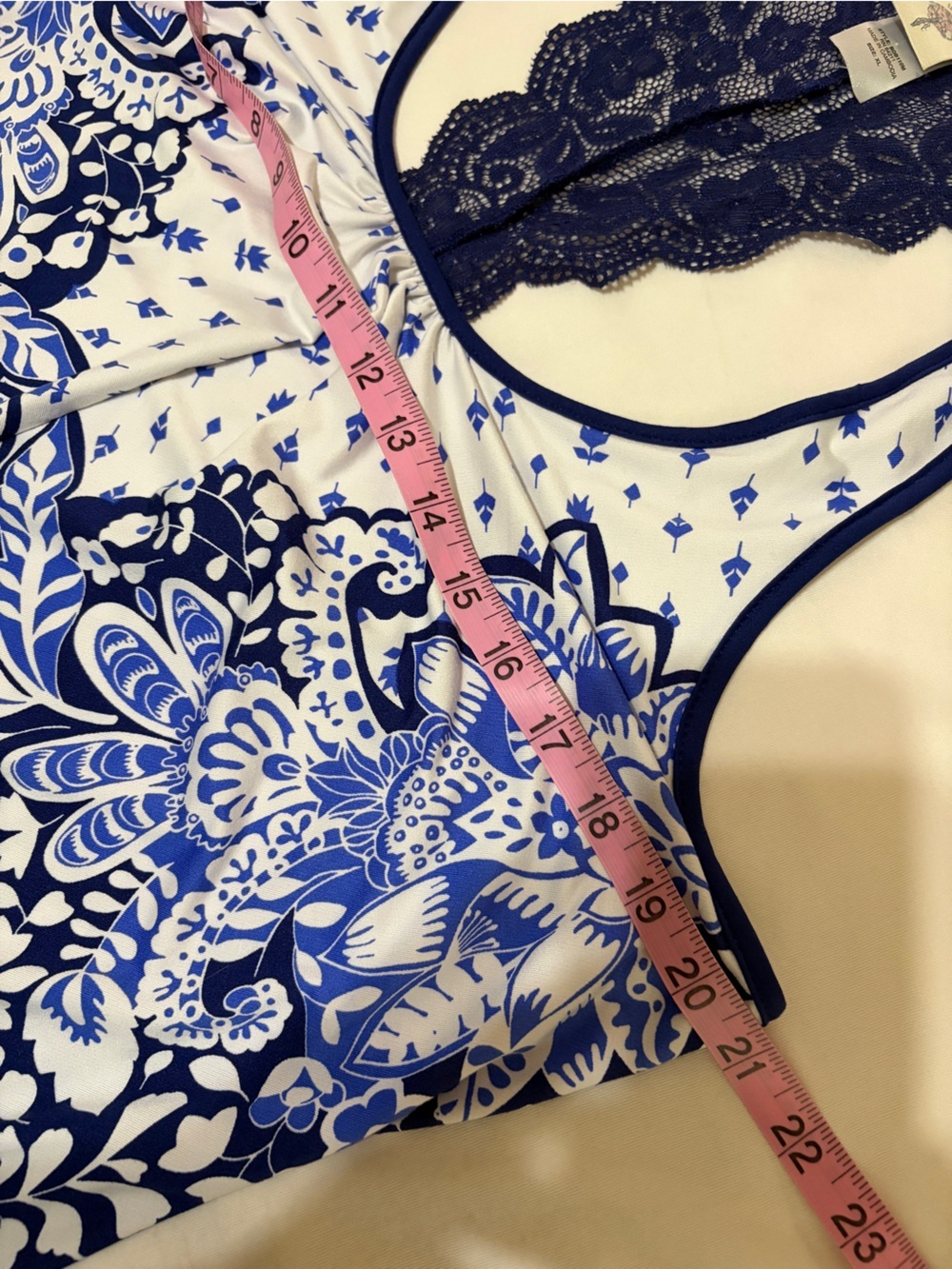 Excellent condition size XL In Bloom by Joquil Blue & White gown and robe. - Picture 8 of 10